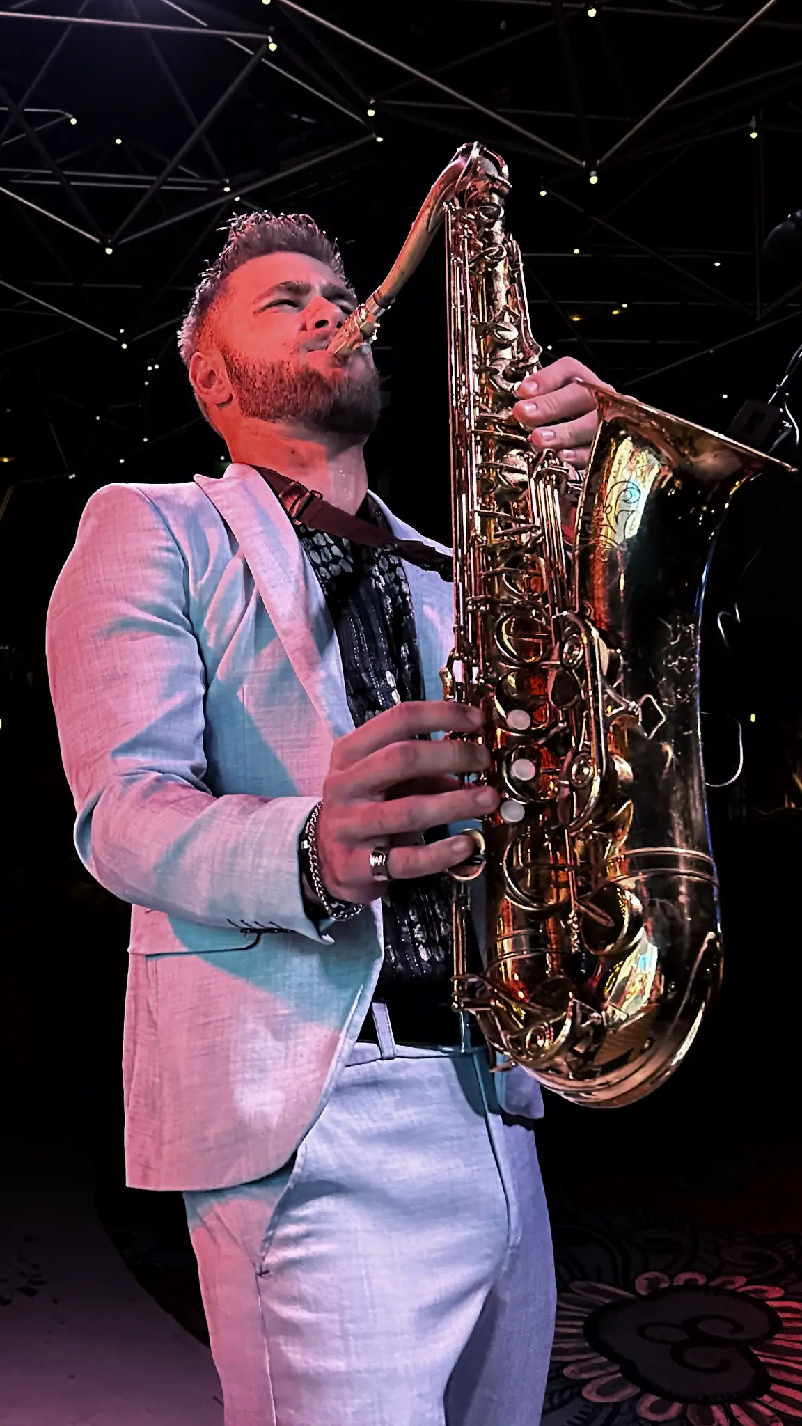 VikoSax Live Performance