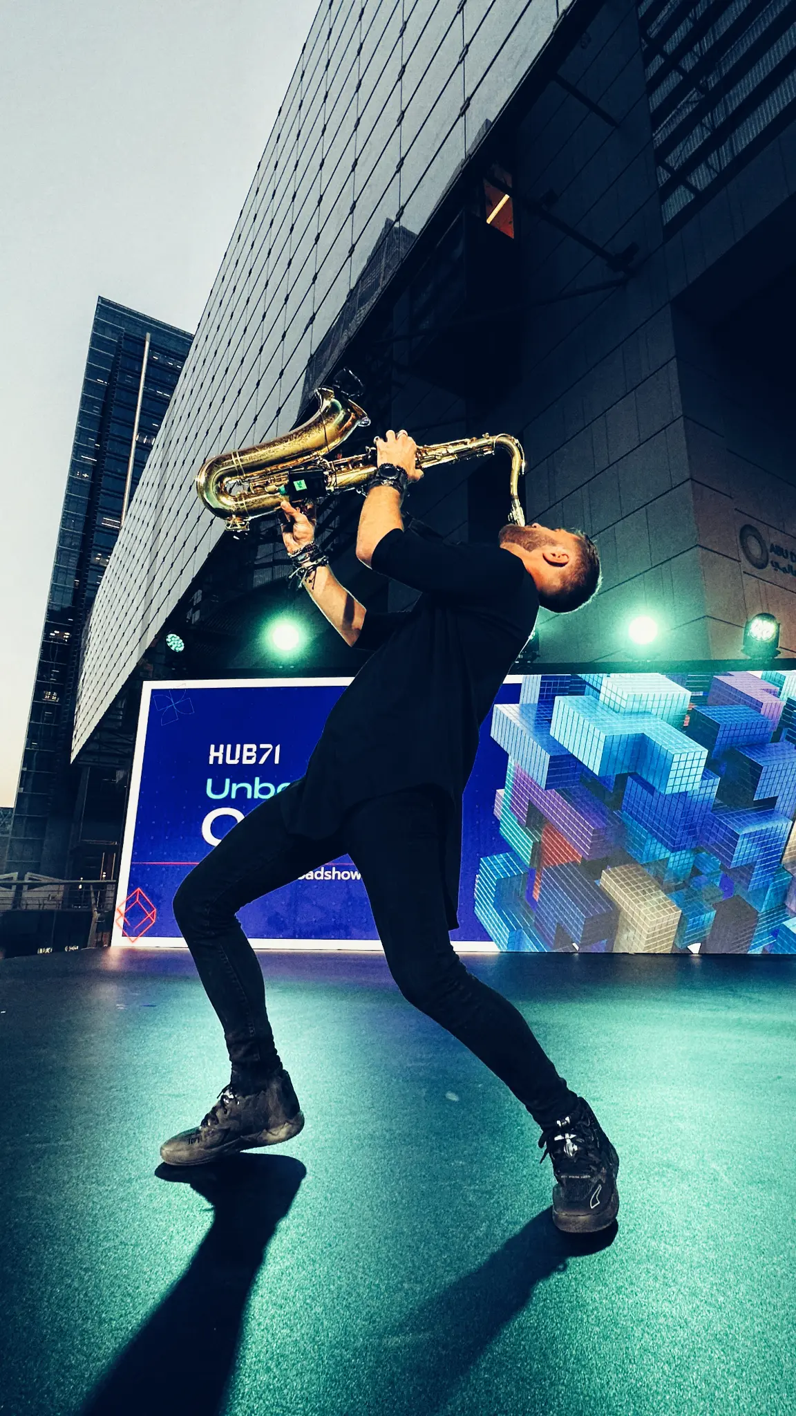 VikoSax Street Performance